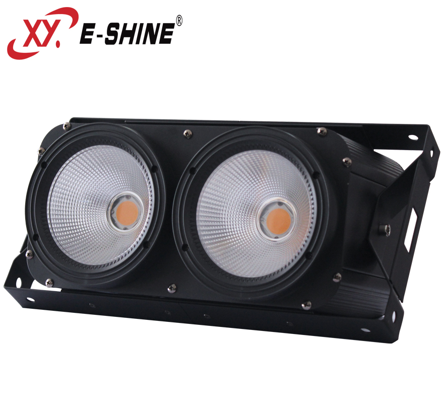 XY-LED 2100G 两眼观众灯