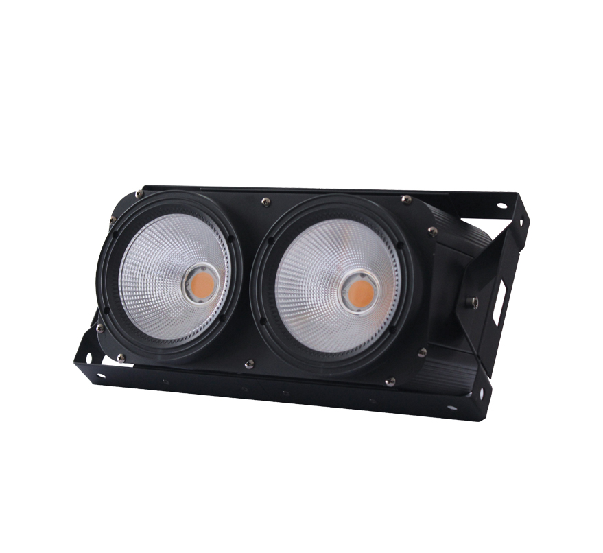 XY-LED 2100G 两眼观众灯